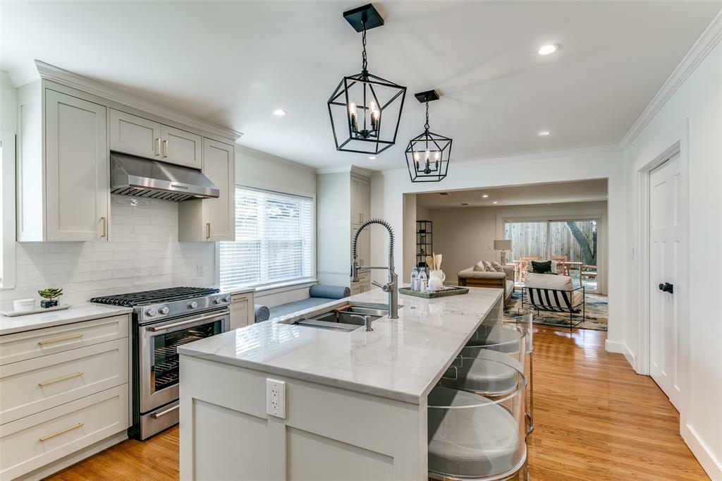 6663 Yosemite Lane  Dallas TX 75214 photo