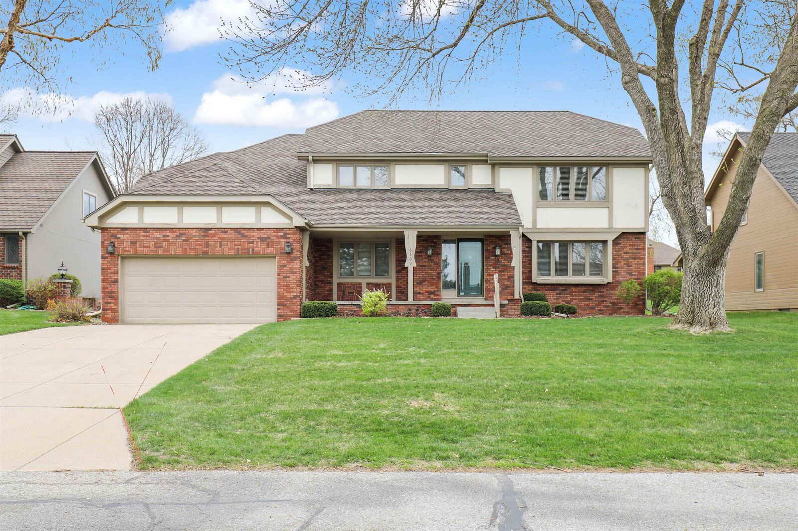 Property Photo:  6309 S 120th Plaza  NE 68137 