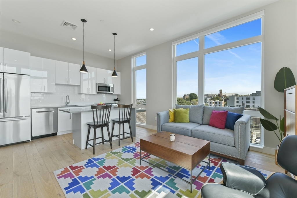 Property Photo: 420 W Broadway 604 MA 02127