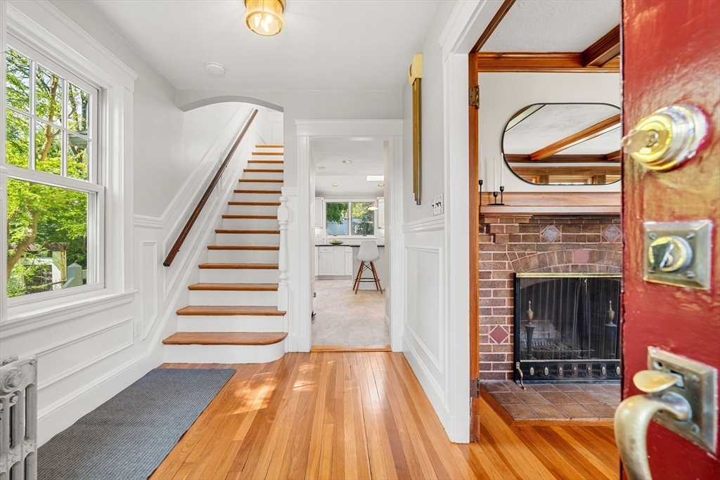 Property Photo: 11 Hawthorne Ave MA 02476