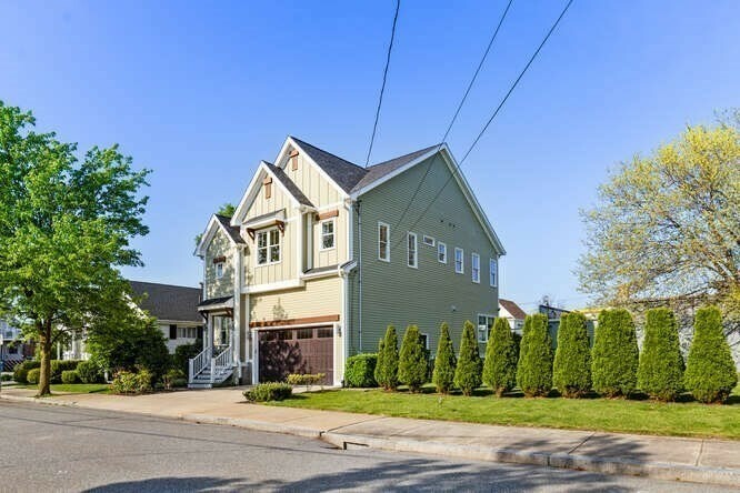 Property Photo:  15 Vassar St  MA 02155 