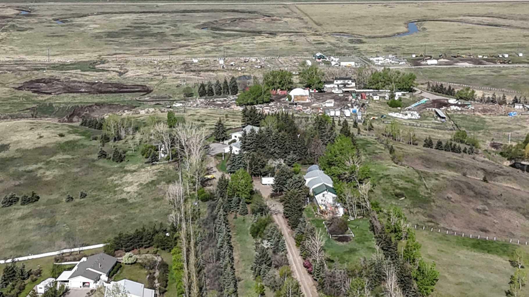 Photo de la propriété: 262167 Range Road 293 AB T4A 0N1