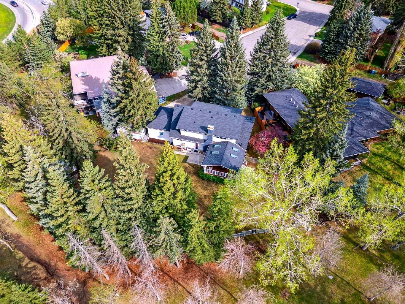 Photo de la propriété: 3611 Umber Place NW AB T2N 4B1