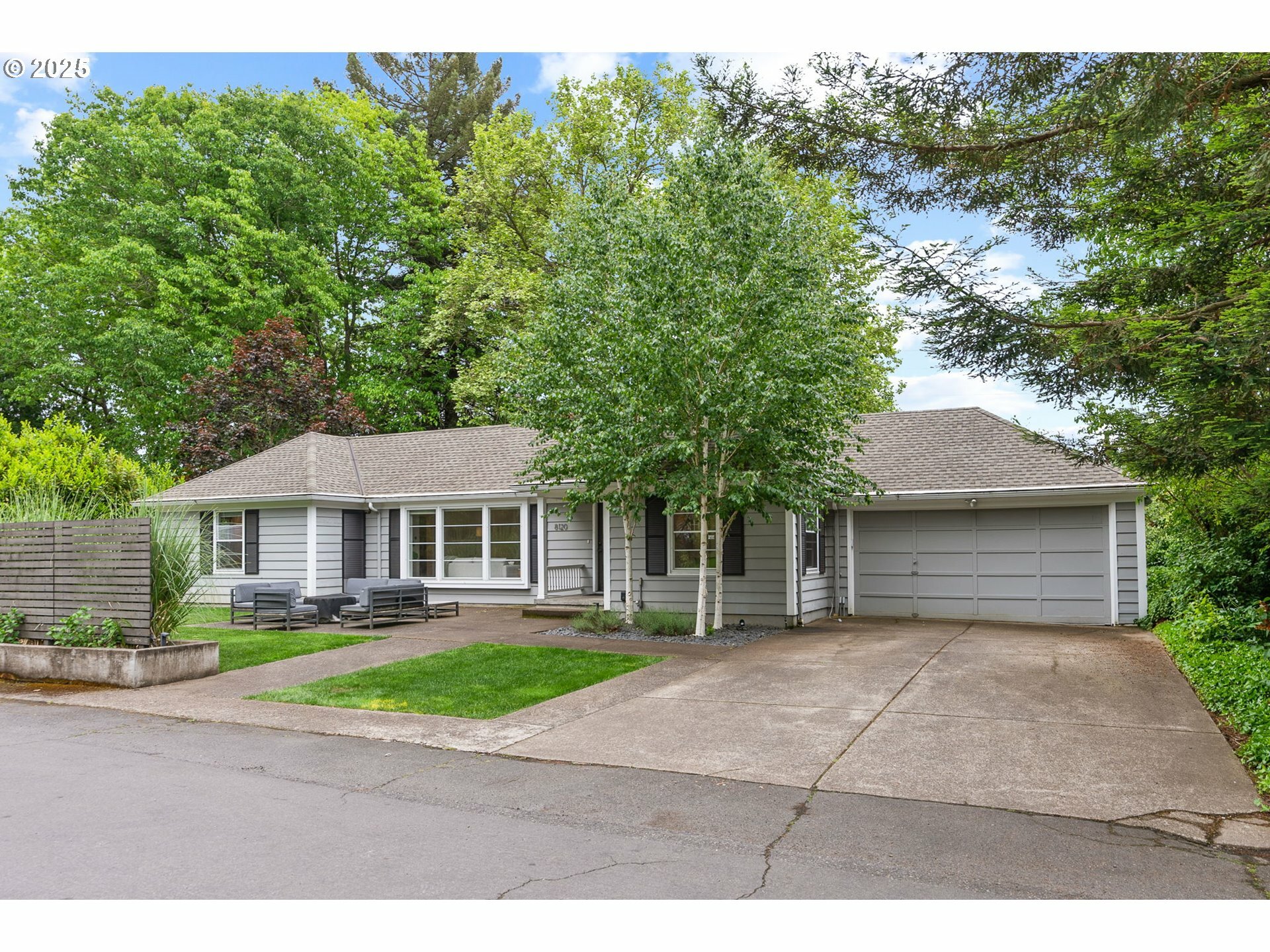 8120 SW Maple Dr  Portland OR 97225 photo