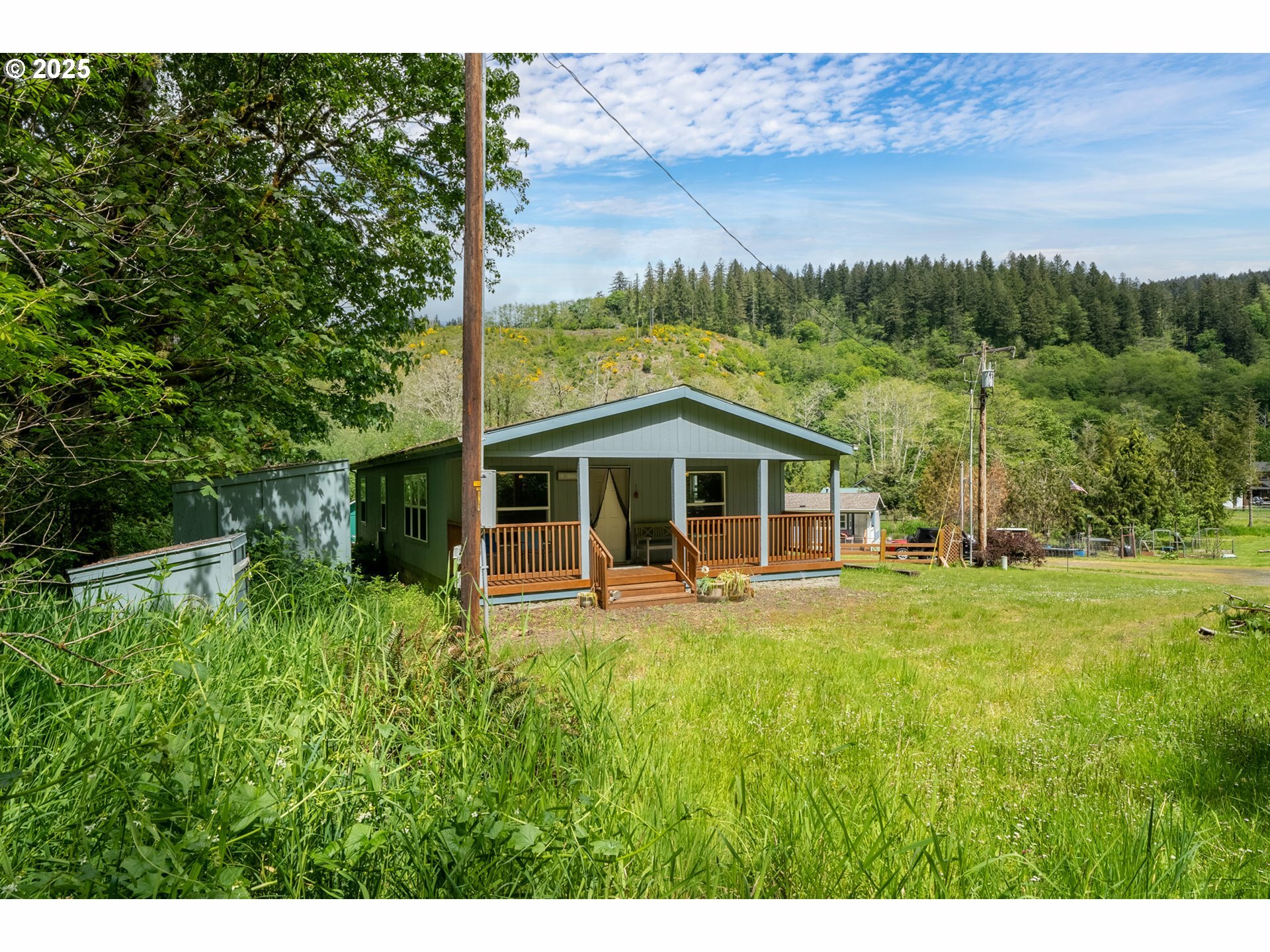 Property Photo:  35505 Big Trout Rd  OR 97122 