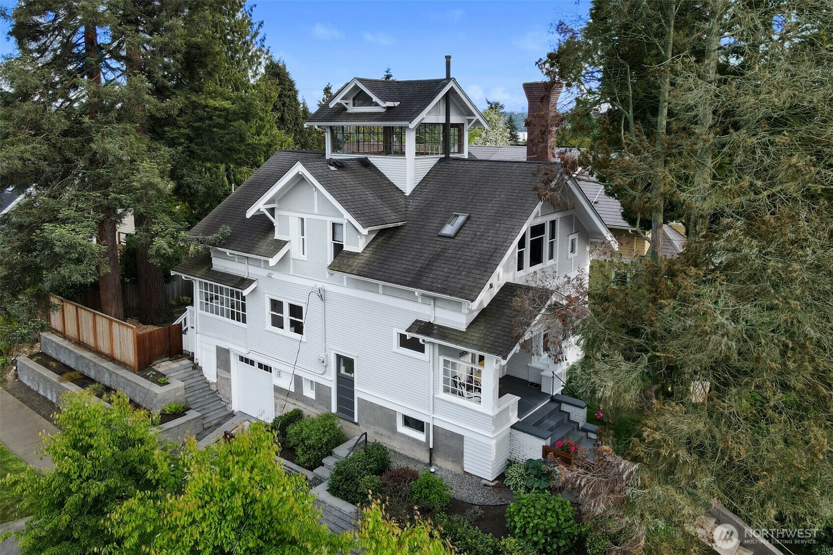 Property Photo: 7202 28th Avenue NW WA 98117