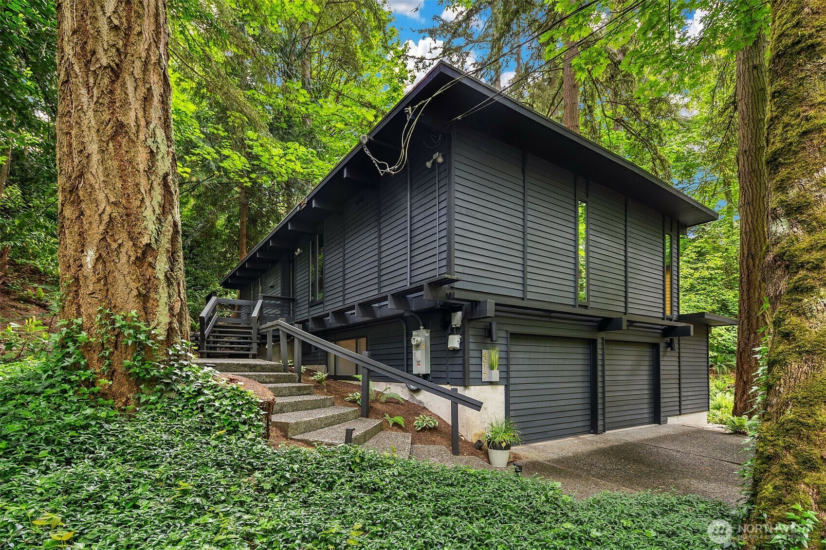 Property Photo: 4917 NE 193rd Street WA 98155