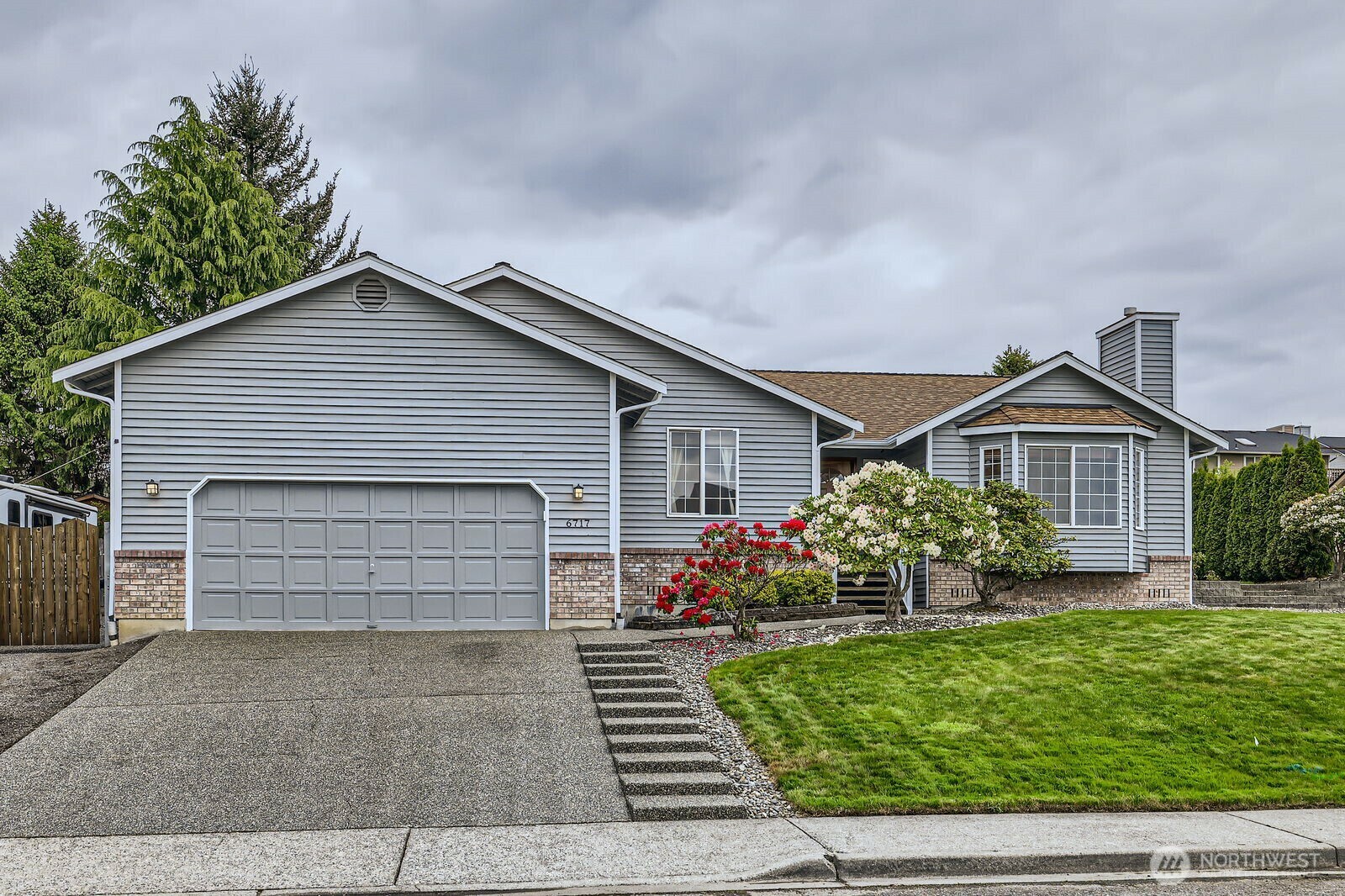 Property Photo: 6717 74th Drive NE WA 98270