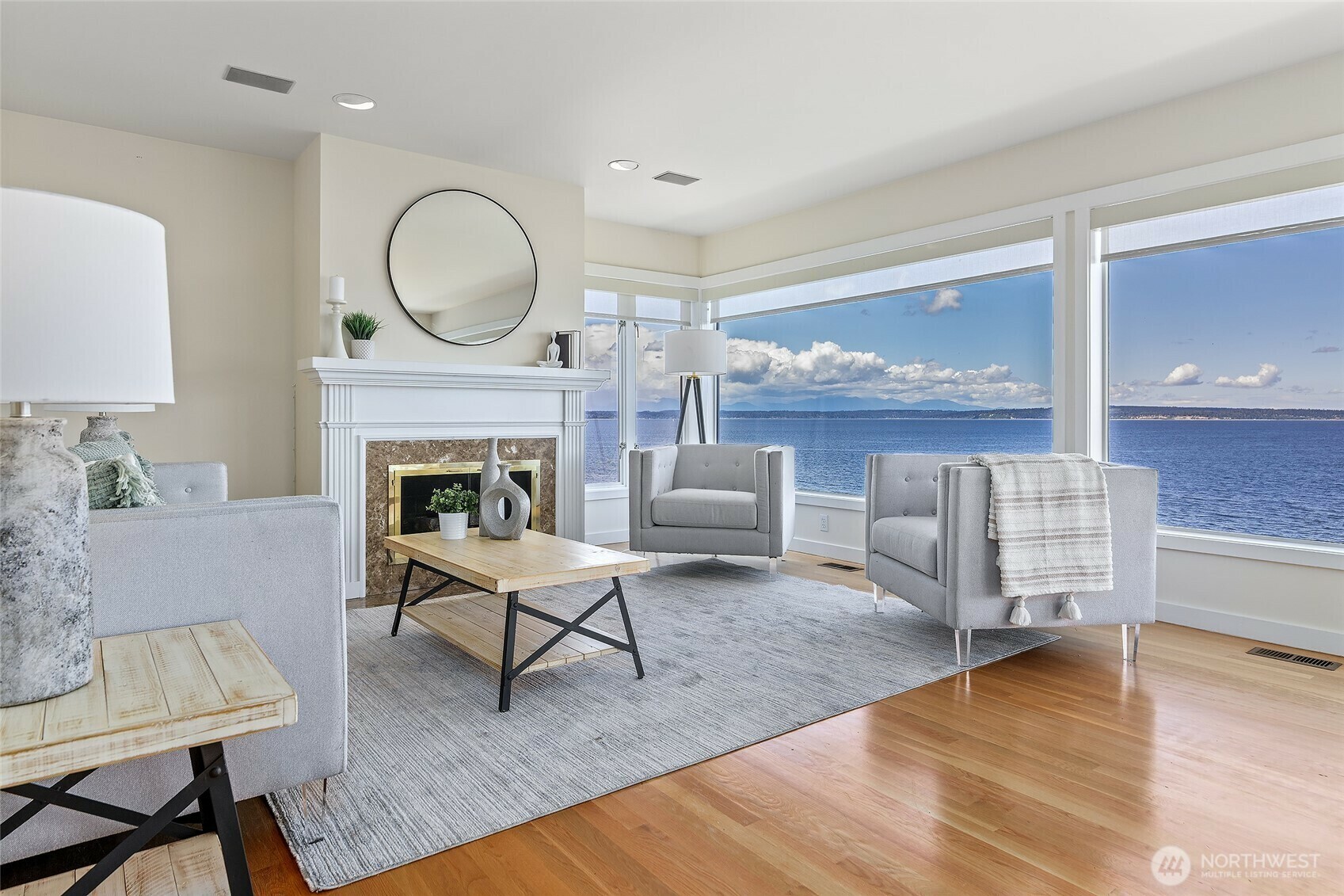 Property Photo: 3254 NW Esplanade WA 98117