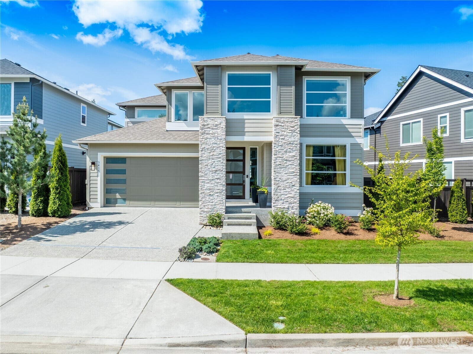 Property Photo: 3415 SE 19th Way WA 98058