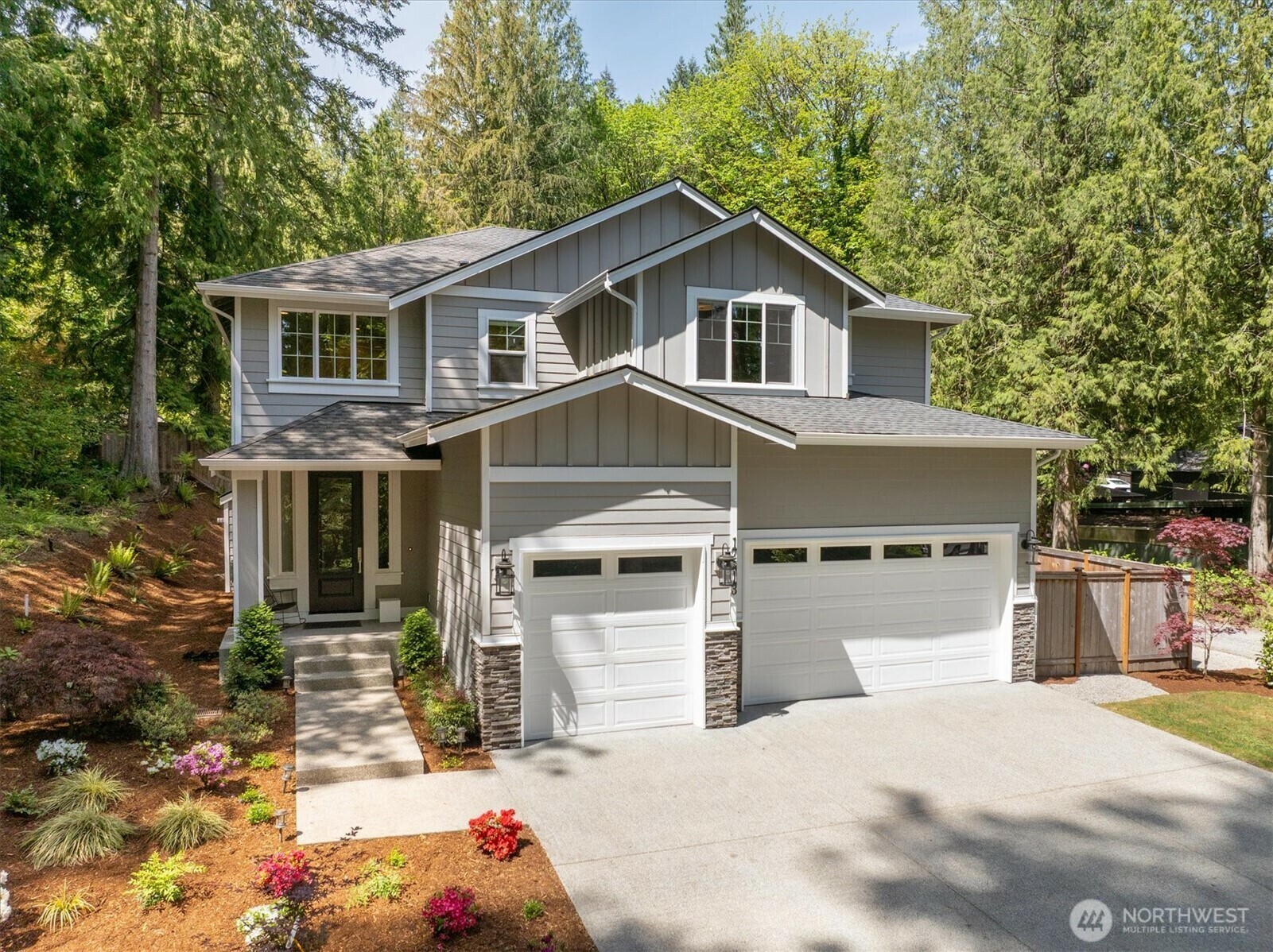 17513 W Lake Desire Drive SE  Renton WA 98058 photo