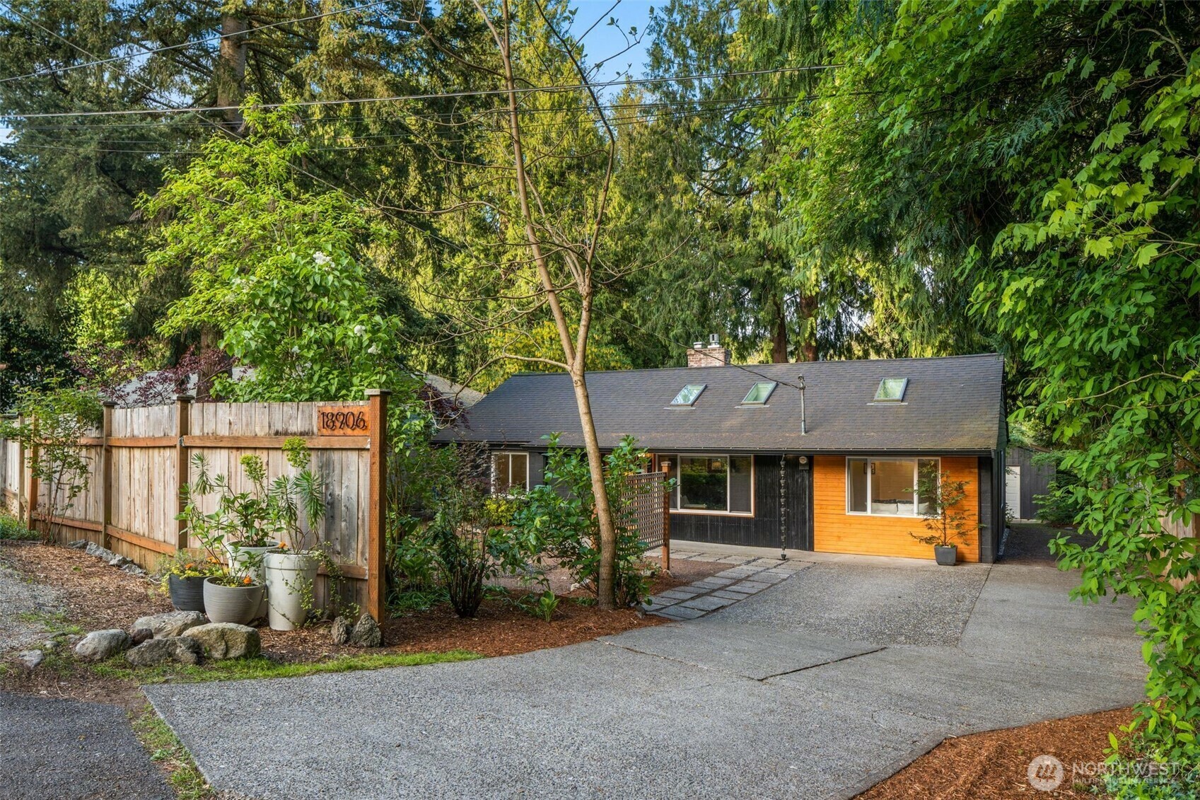 Property Photo: 18906 32nd Avenue NE WA 98155