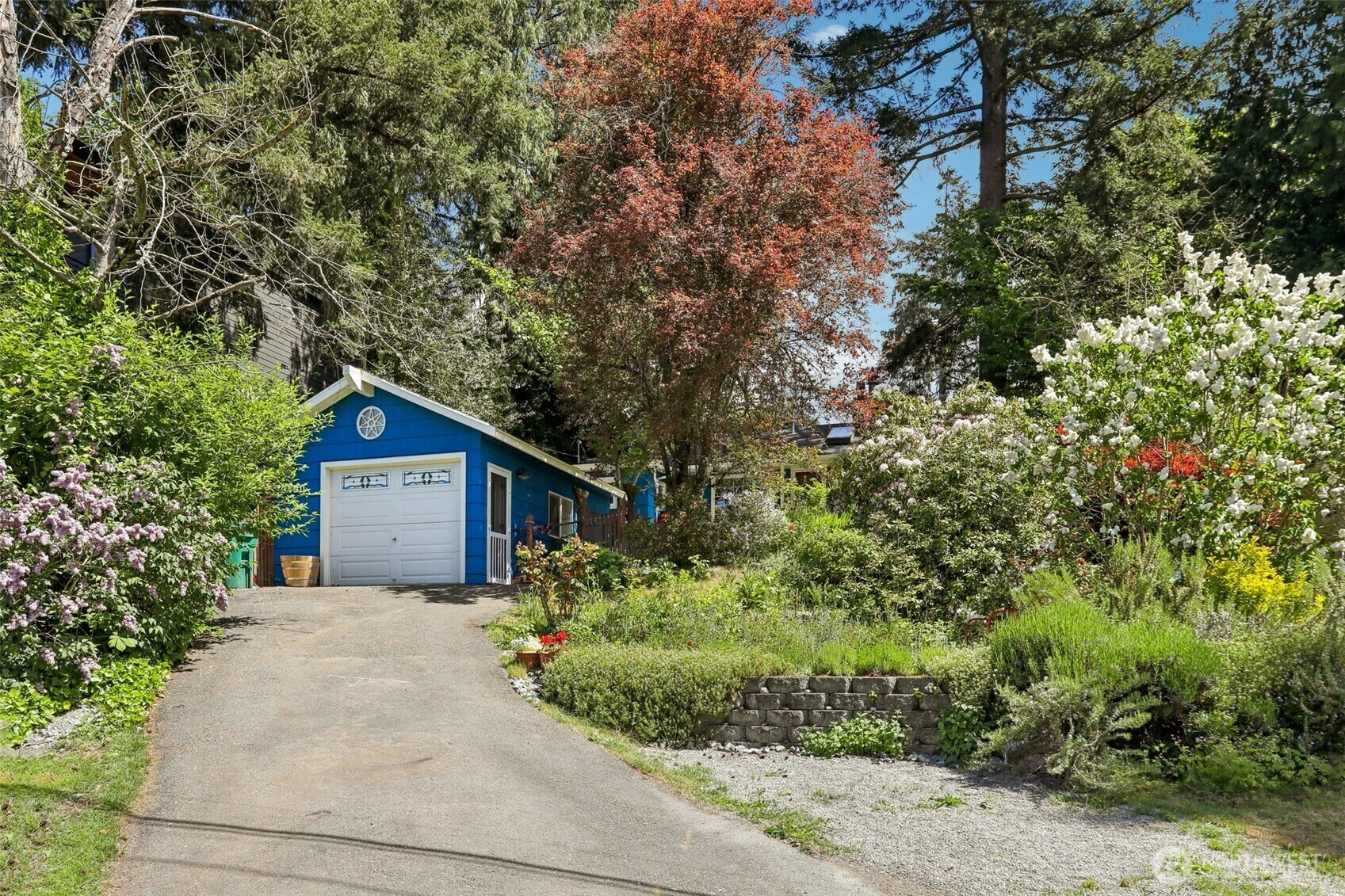 9730  46th Avenue NE  Seattle WA 98115 photo