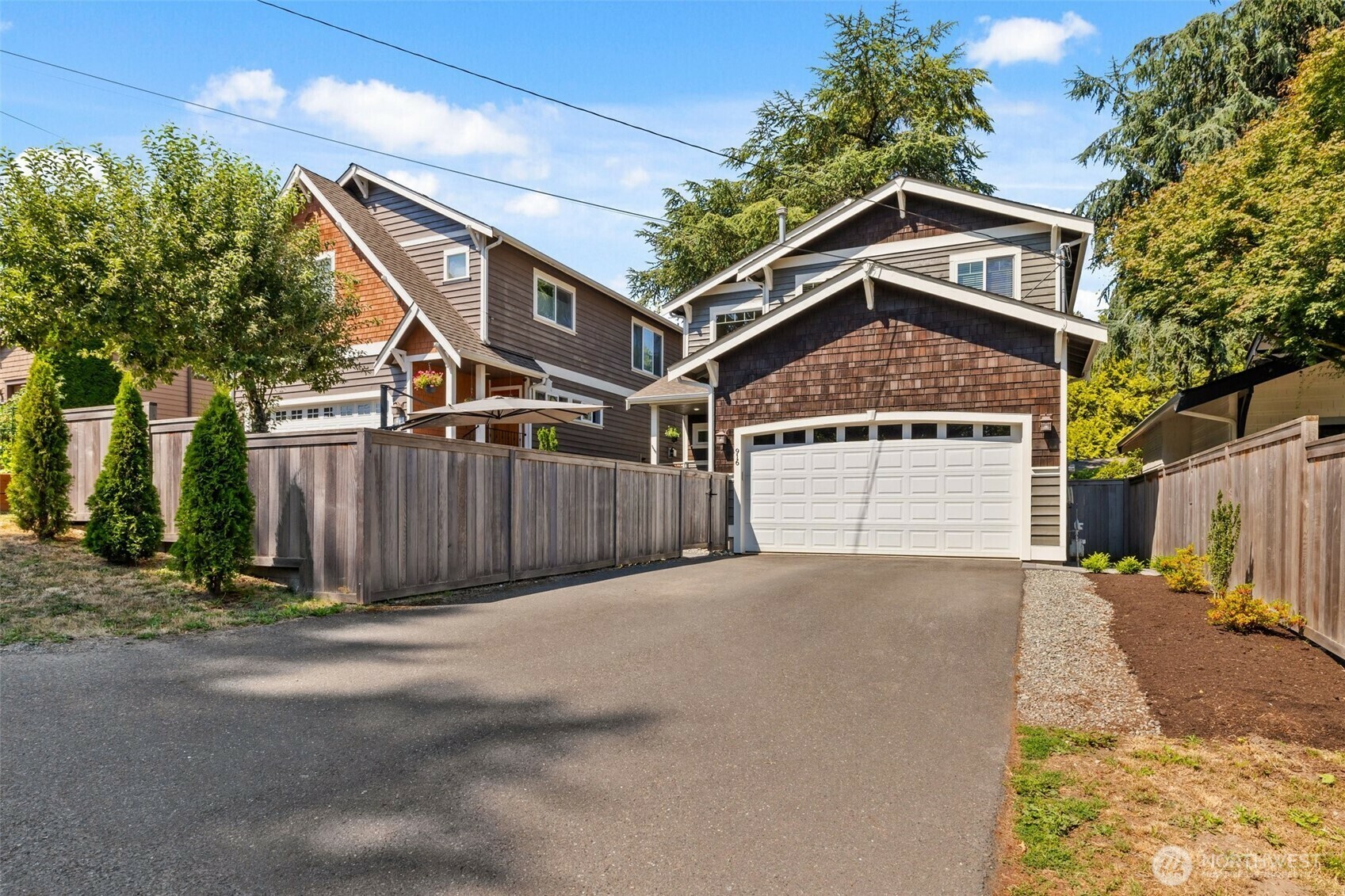 Property Photo: 916 SW Austin Street WA 98106