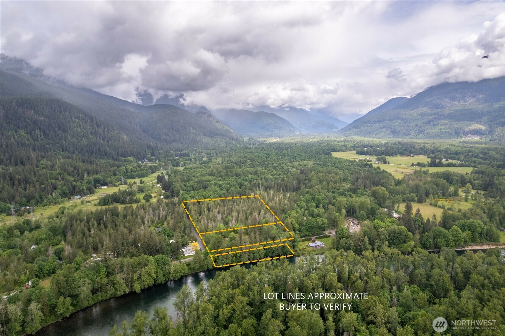 Property Photo: 59571 State Route 20 WA 98267