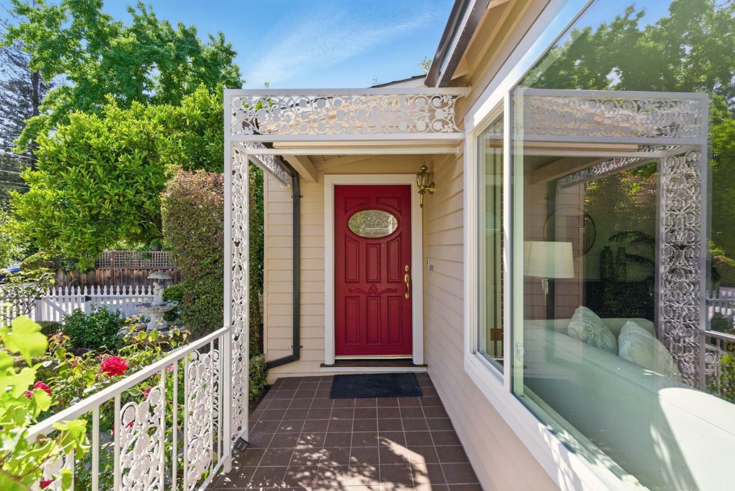 Property Photo: 1260 Cloud Avenue CA 94025