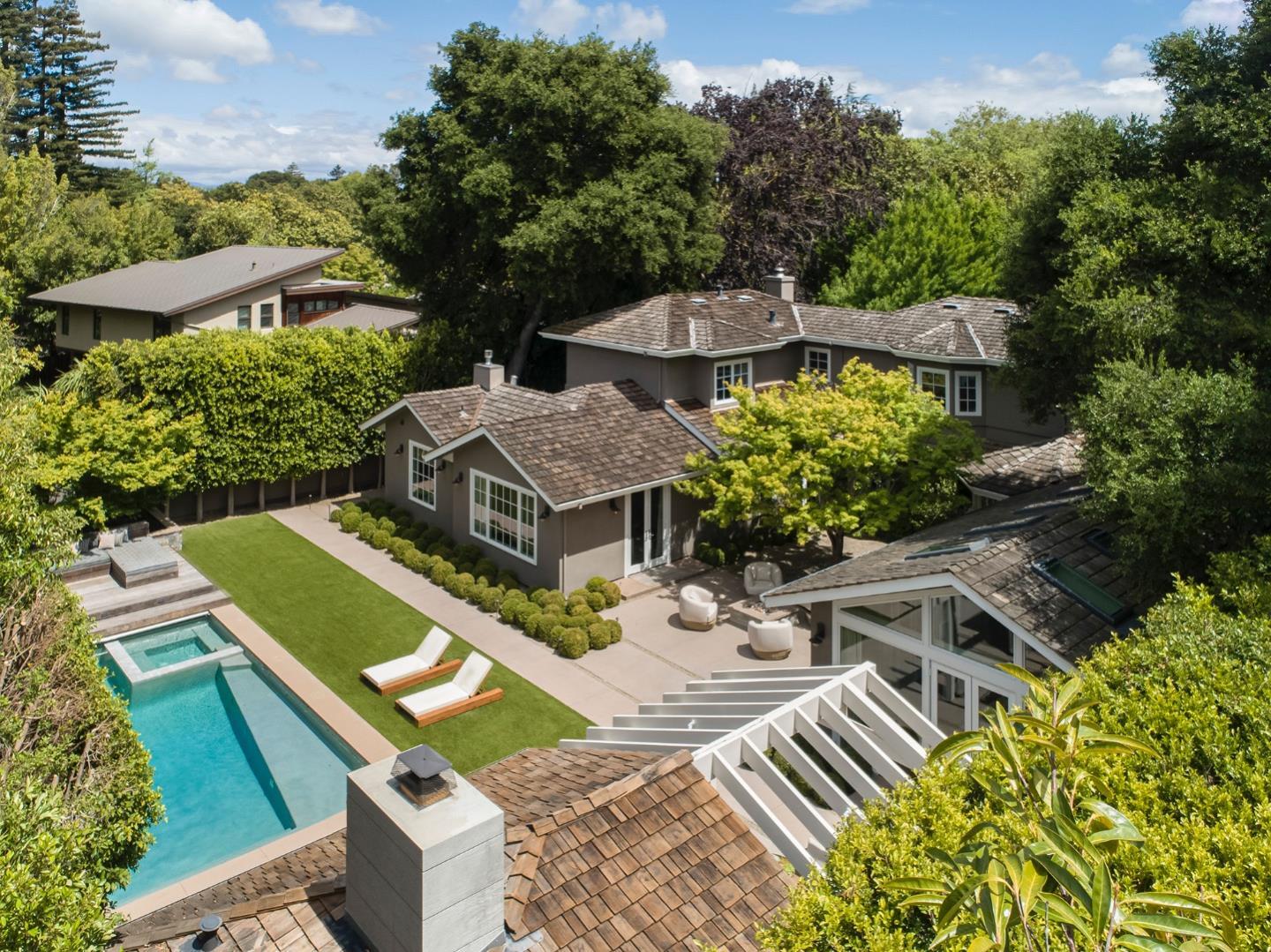 Property Photo: 1661 University Avenue CA 94301