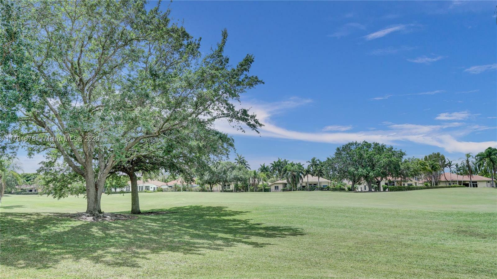 Property Photo: 2495 Eagle Watch Ln FL 33327