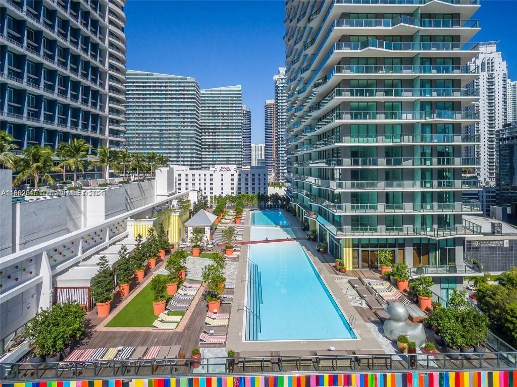 Property Photo: 1300 S Miami Ave 2006 FL 33130