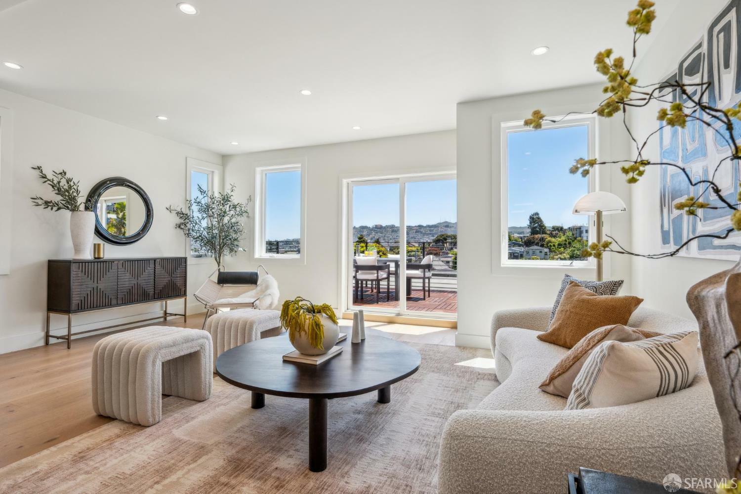 Property Photo: 375 Hearst Avenue CA 94112
