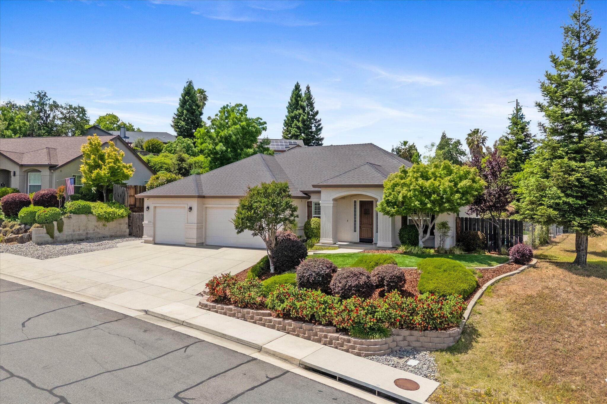 792 Bellagio  Redding CA 96003 photo