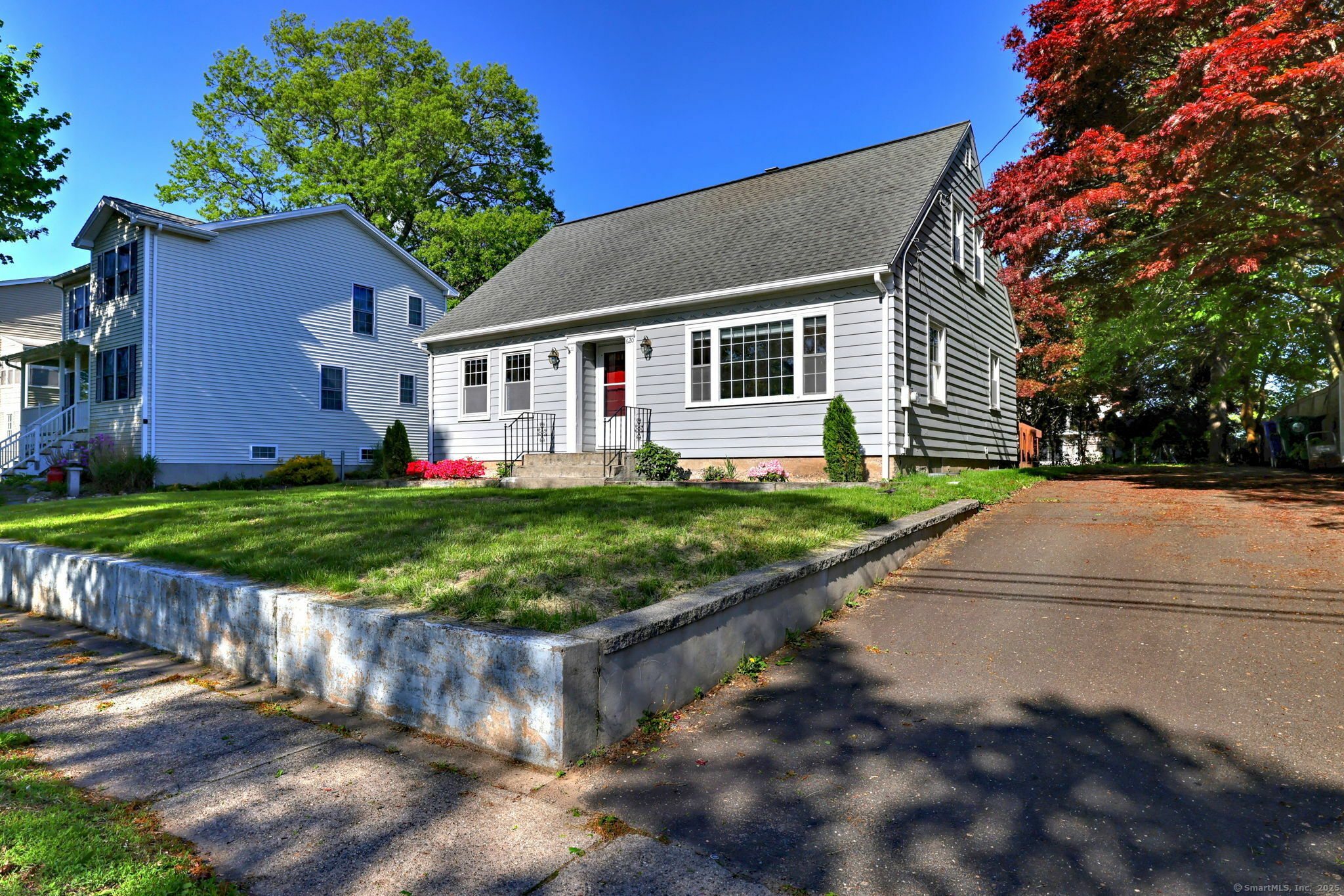 Property Photo: 620 King Street CT 06614