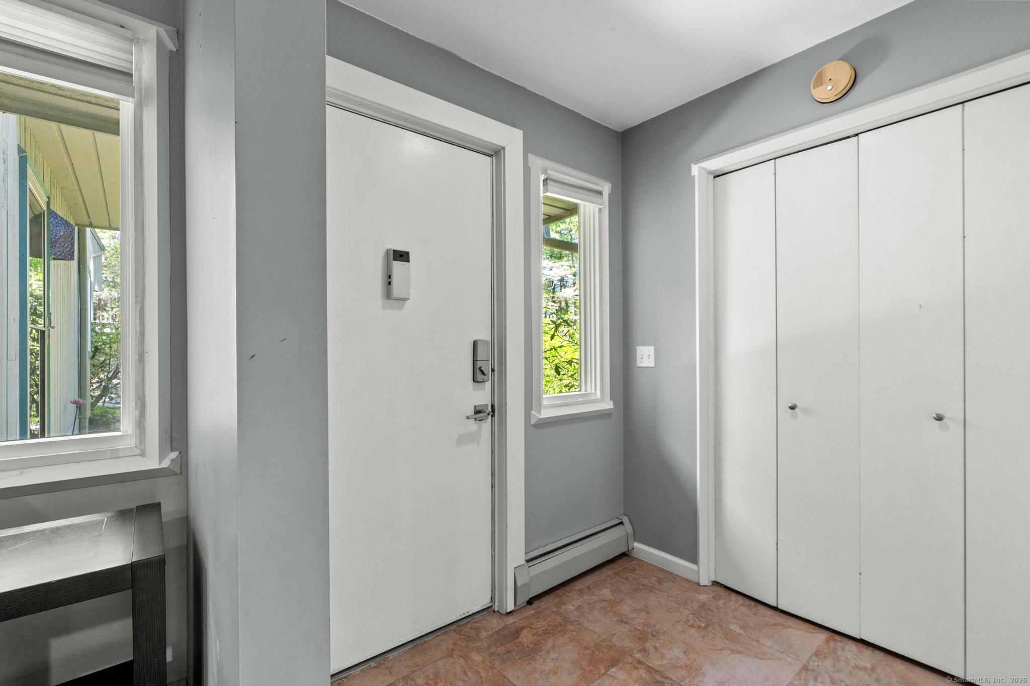 Property Photo: 2D Talcott Glen Road CT 06032