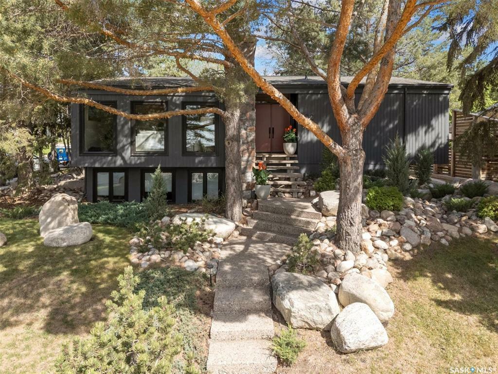 Property Photo: 102 Columbia Drive SK S7K 1E9