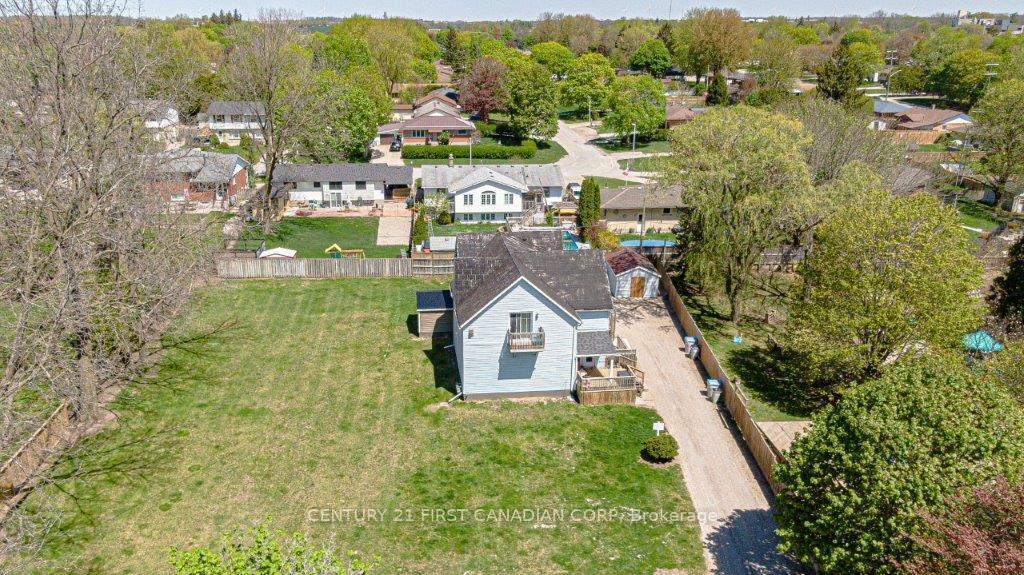 431 Albert Street  Strathroy-Caradoc ON N7G 1W8 photo