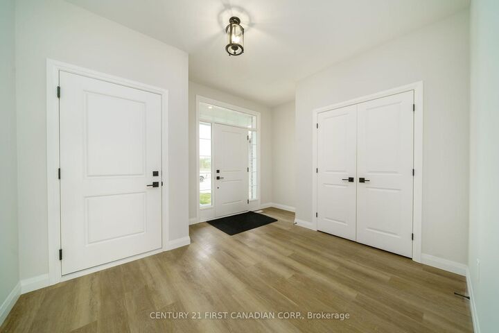 Photo de la propriété:  6 Sheldabren Street  ON N0M 1A0 