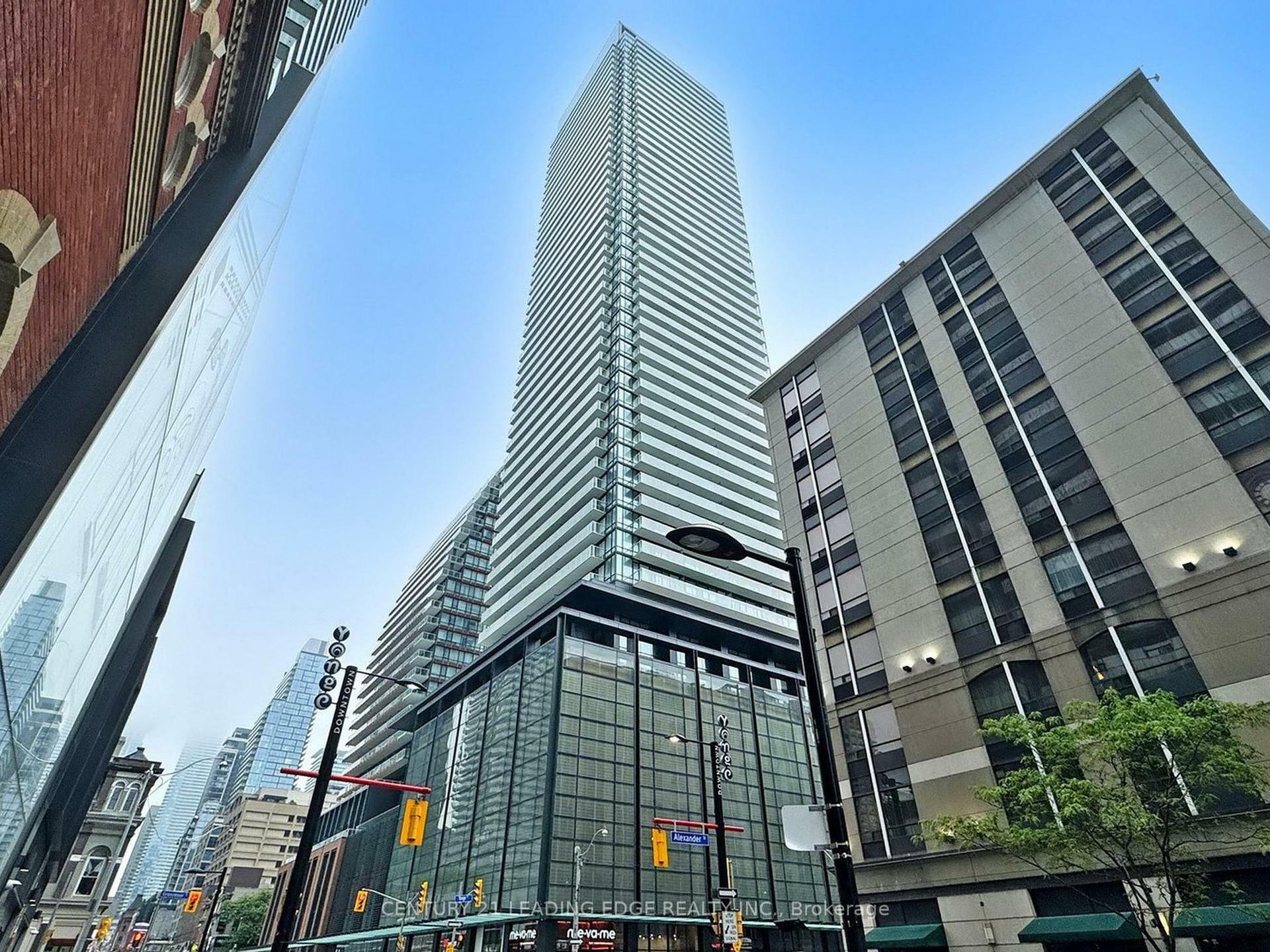 Photo de la propriété: 501 Yonge Street 1009 ON M4Y 0G8