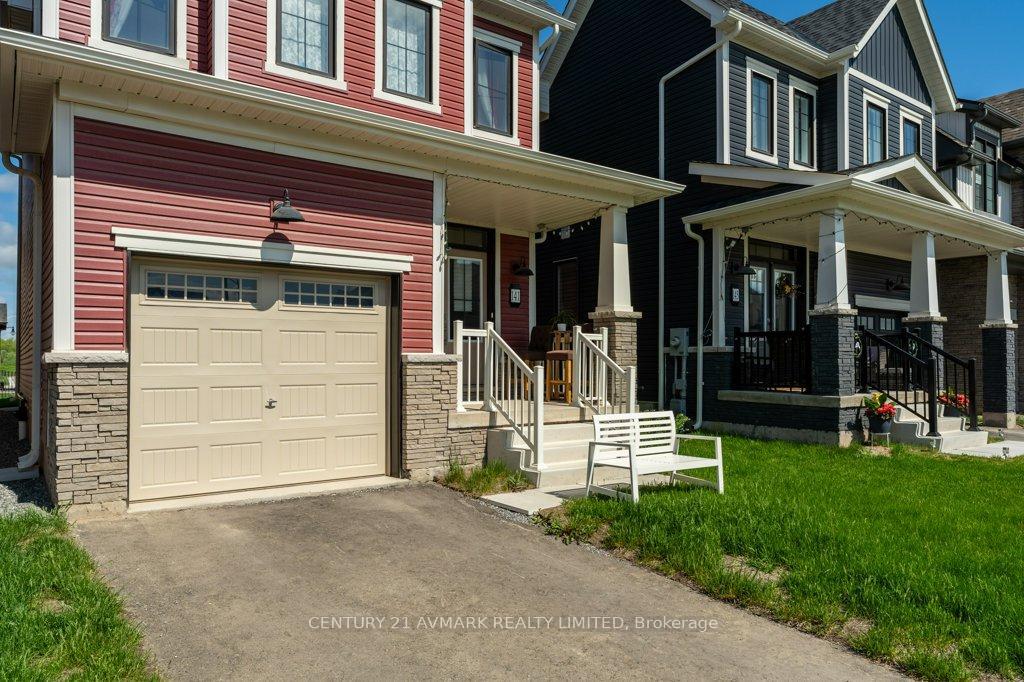 Property Photo: 141 Keelson Street ON L3B 0M6