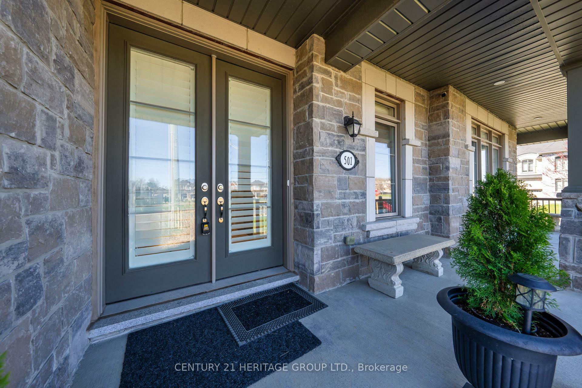 Property Photo: 501 McGregor Farm Trail ON L3X 0H7