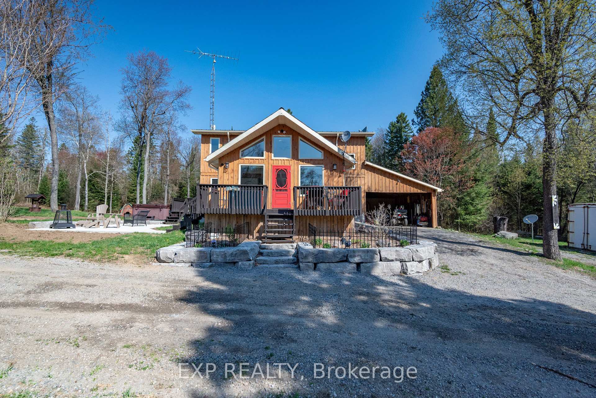 Property Photo: 5490 Loop Road ON K0L 2A0