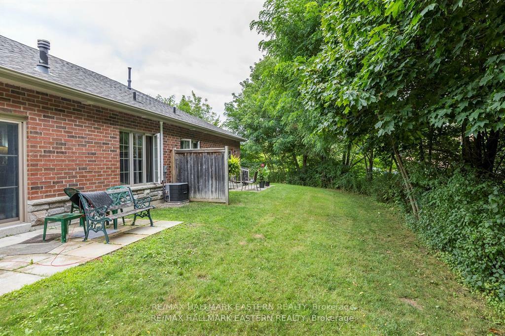 Property Photo: 3 Wingett Way ON K0L 2H0