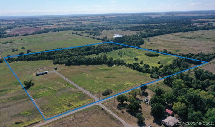 Property Photo:  750302 S 3450 Road  OK 74824