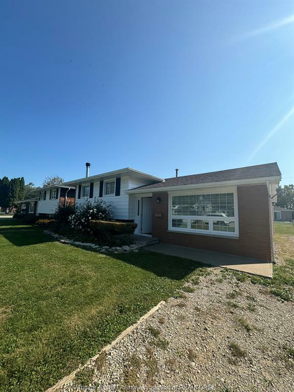 Property Photo: 1860 Service Road ON N0P 2G0