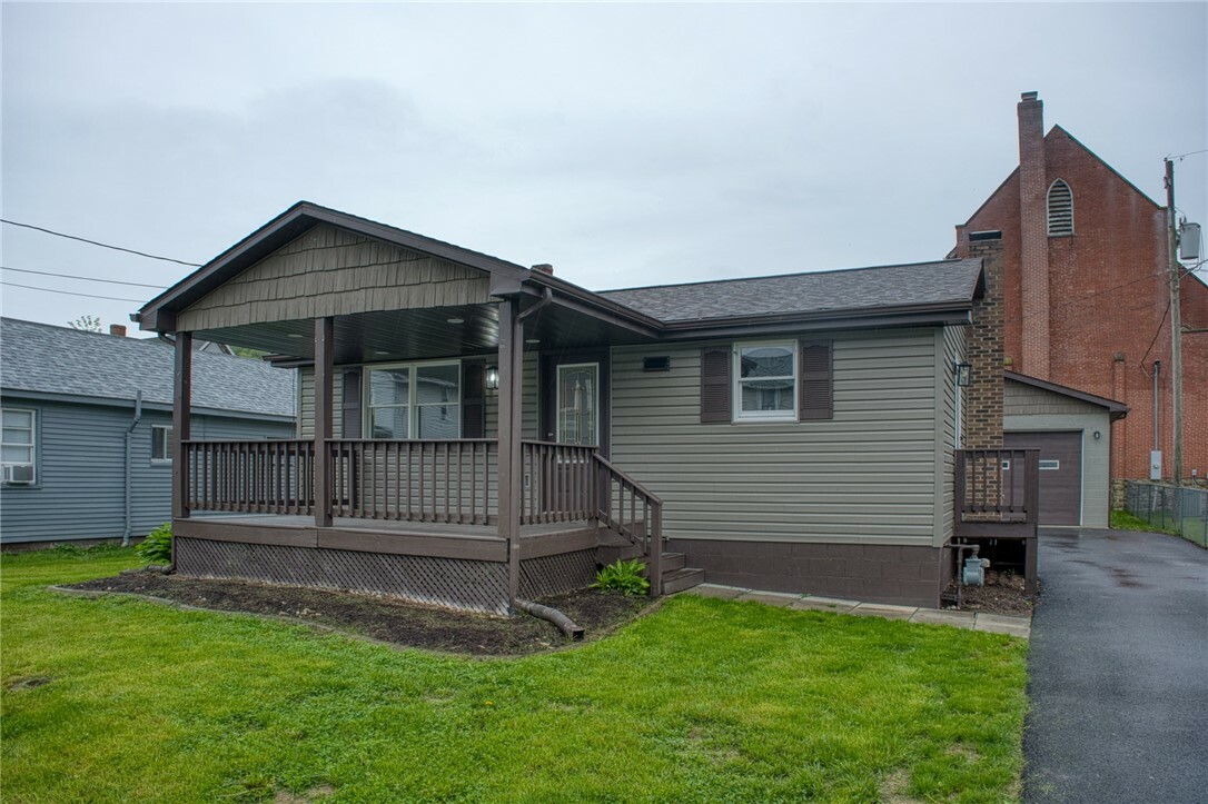 Property Photo: 202 Youghiogheny St PA 15675