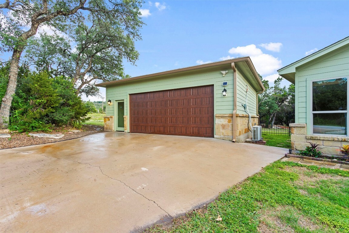 Property Photo: 20603 Ridgeview Road TX 78645