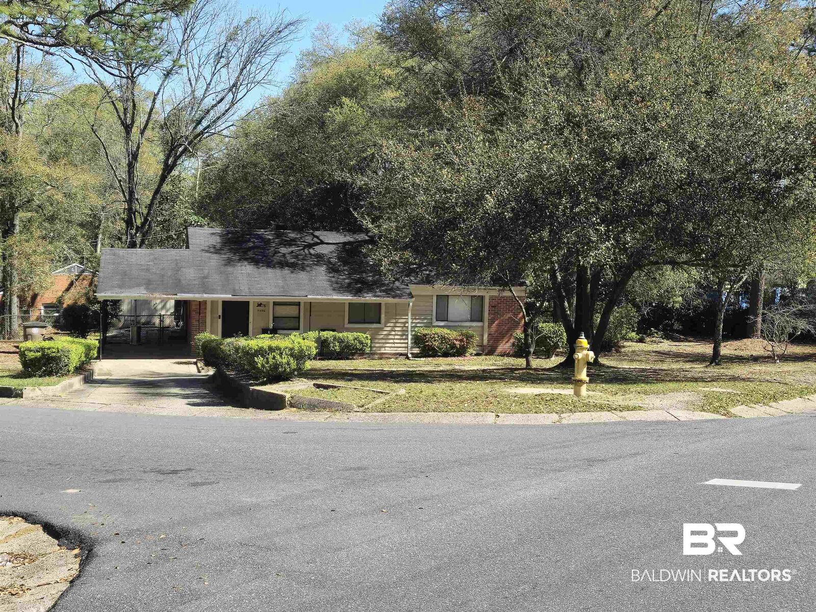 Property Photo:  4056 N Gaylark Road  AL 36609 