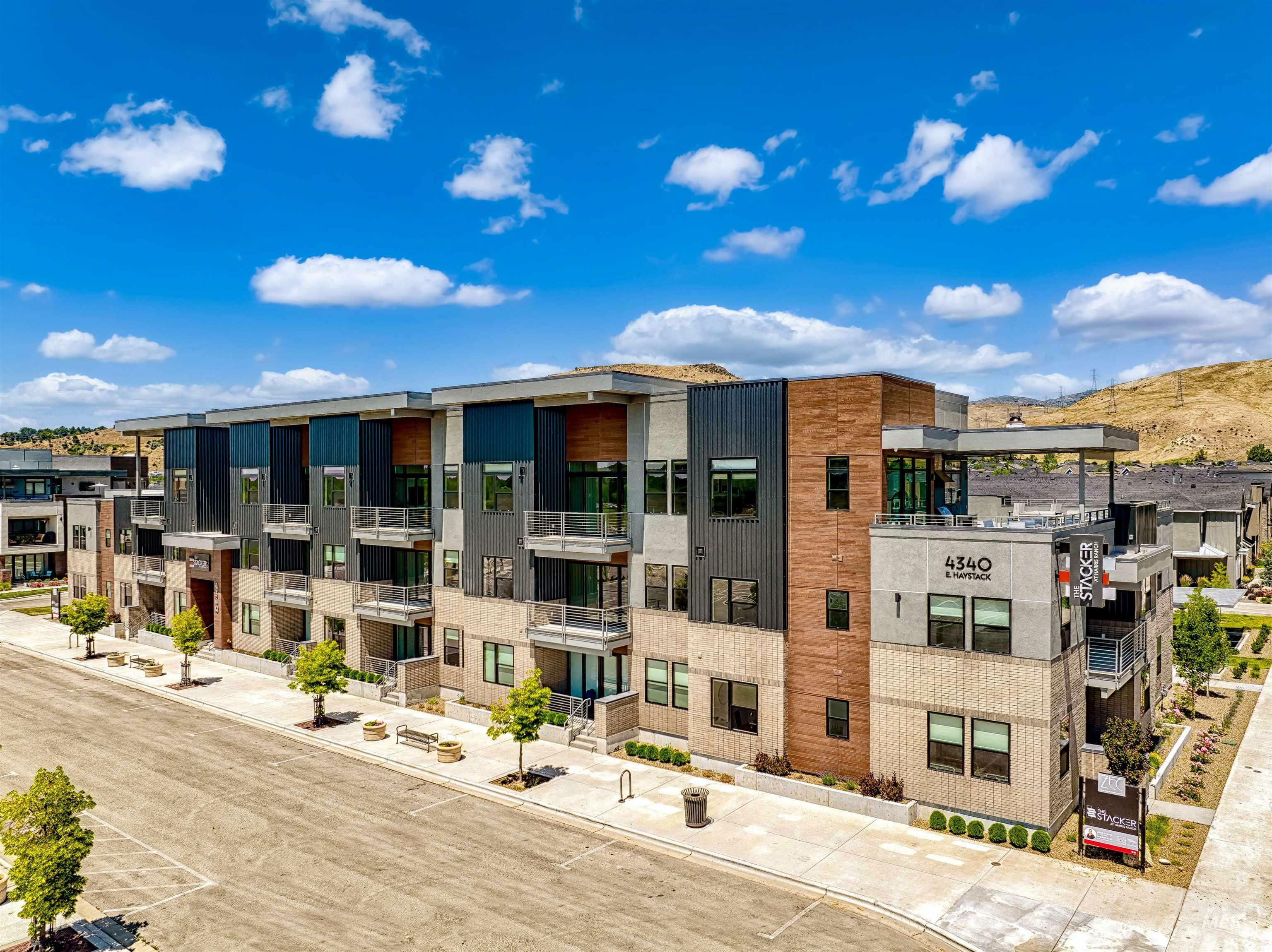 Property Photo: 4340 E Haystack St 210 ID 83716