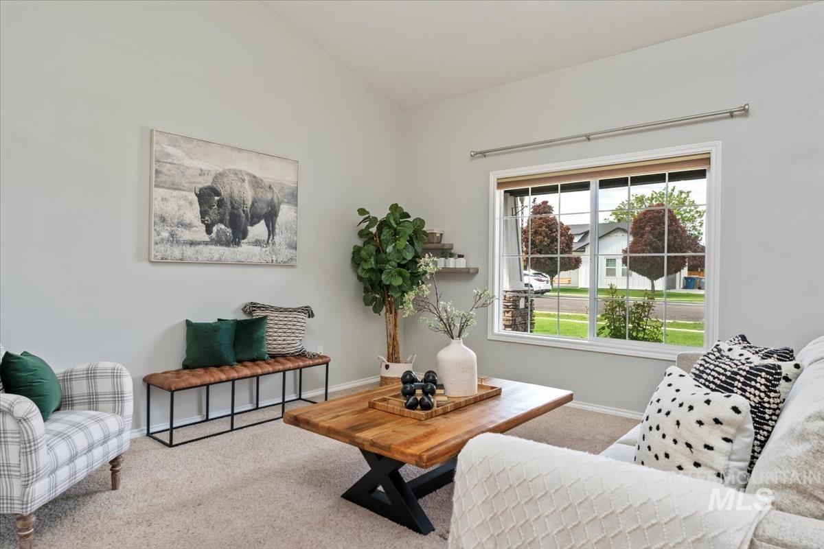 Property Photo:  80 Cobblestone Ct  ID 83644 
