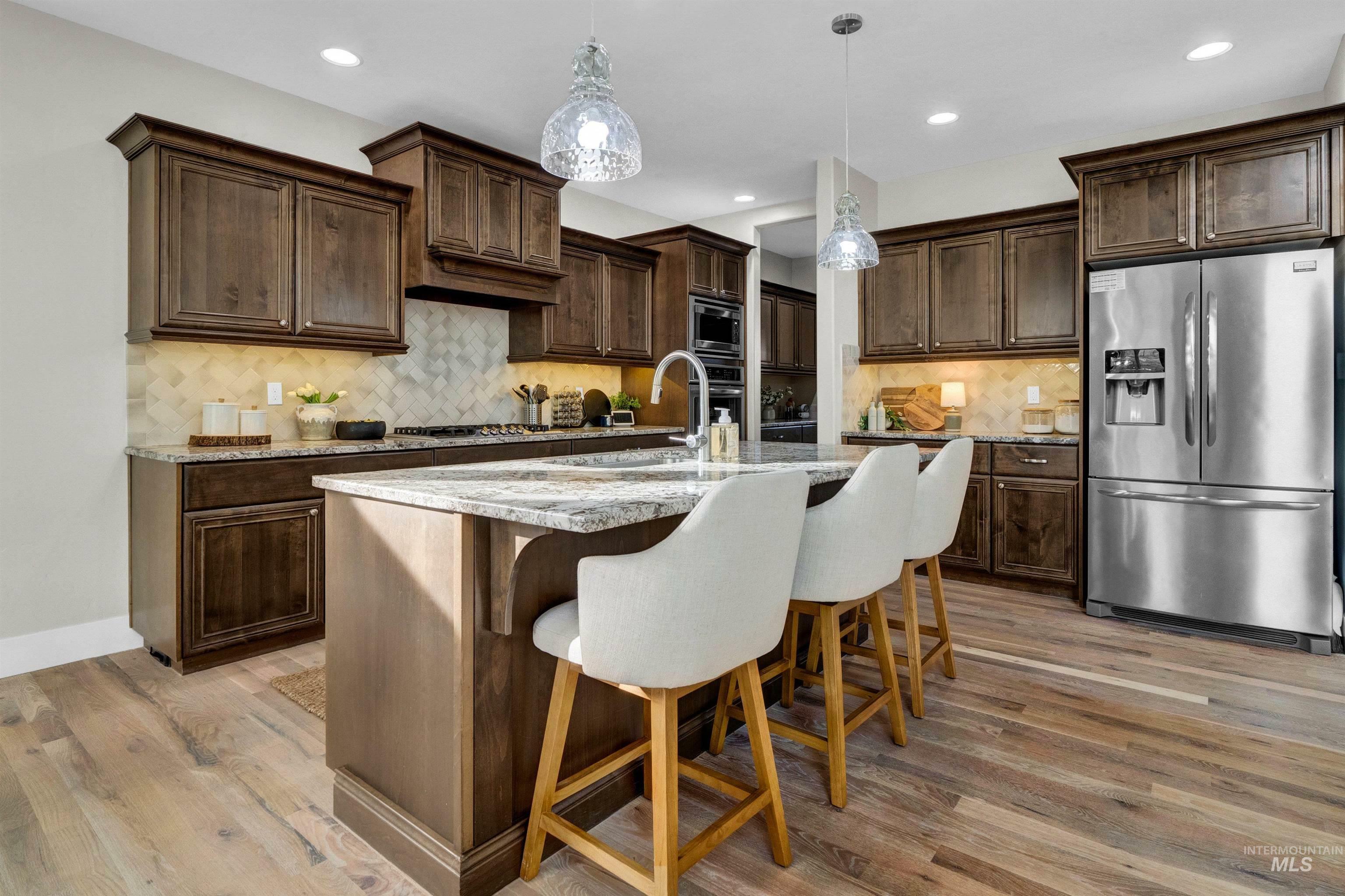 Property Photo: 2043 E Lodge Trail Dr ID 83642-4497