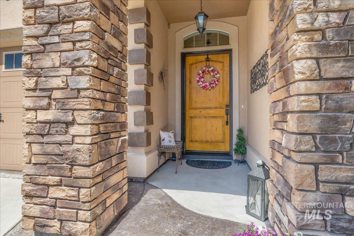 Property Photo: 4244 N Heritage View Pl ID 83646