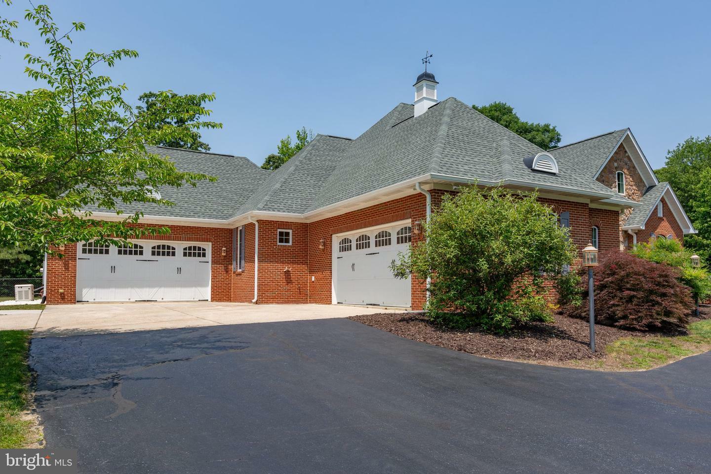 Property Photo: 18134 Green Boulevard VA 22485
