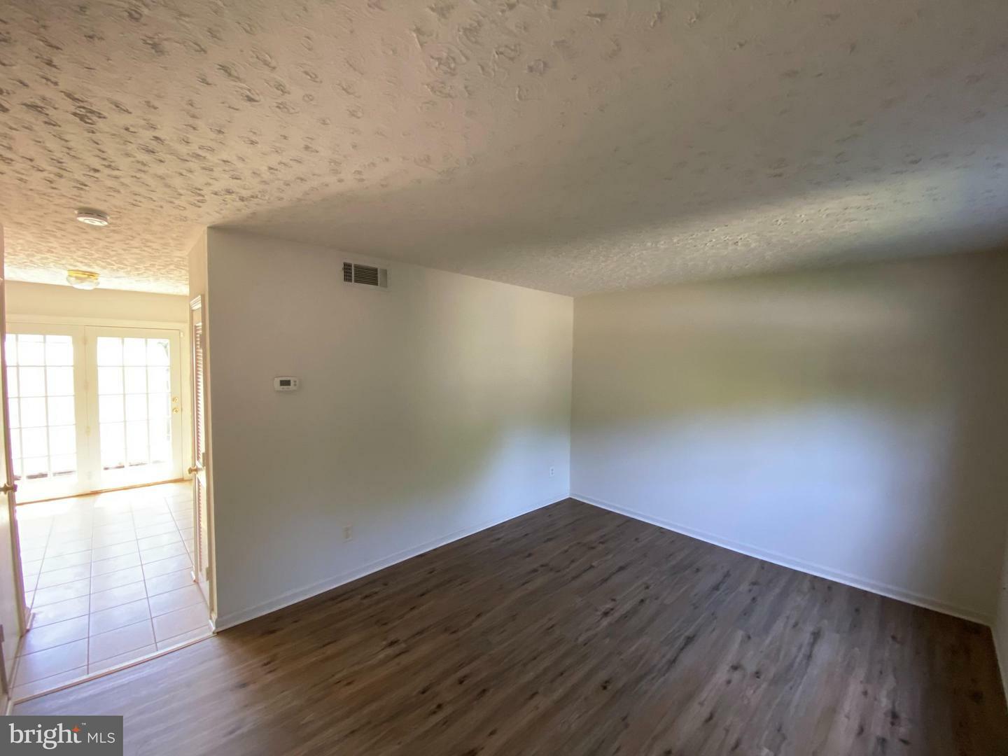 Property Photo: 200 Brighton Square VA 22401
