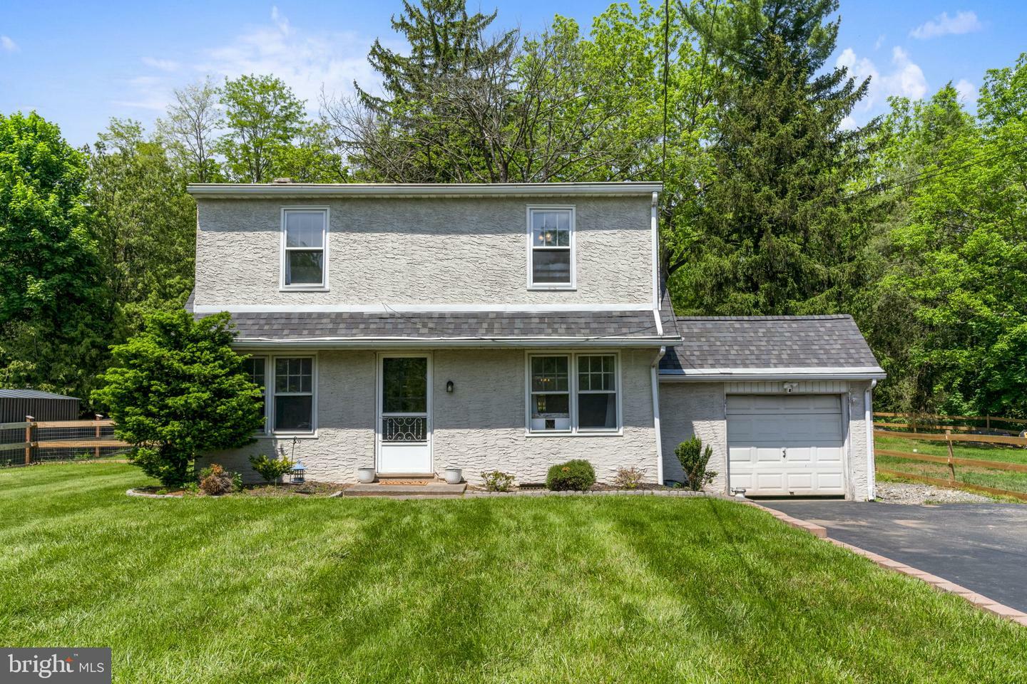 Property Photo: 1607 Weavertown Road PA 19518