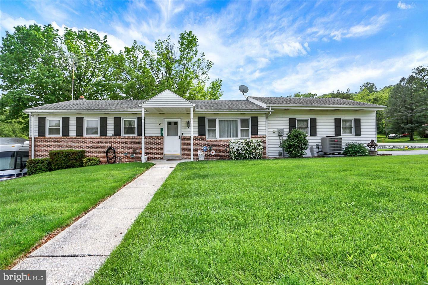 Property Photo: 2 E Greenhouse Road PA 17019