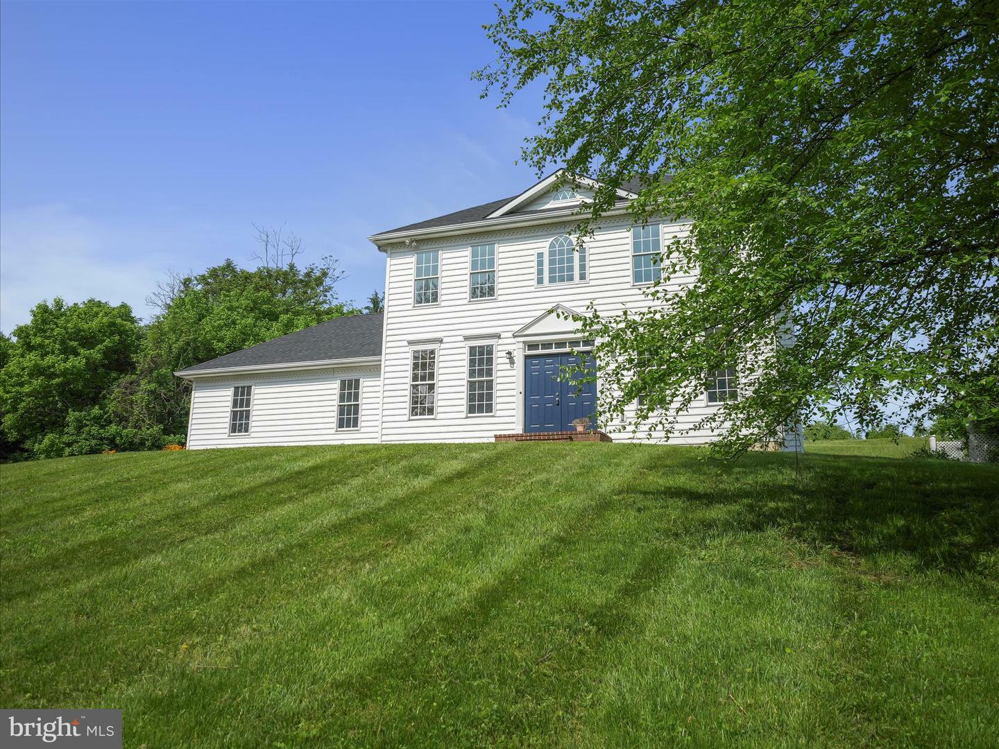 Property Photo: 526 Colston Drive WV 25419