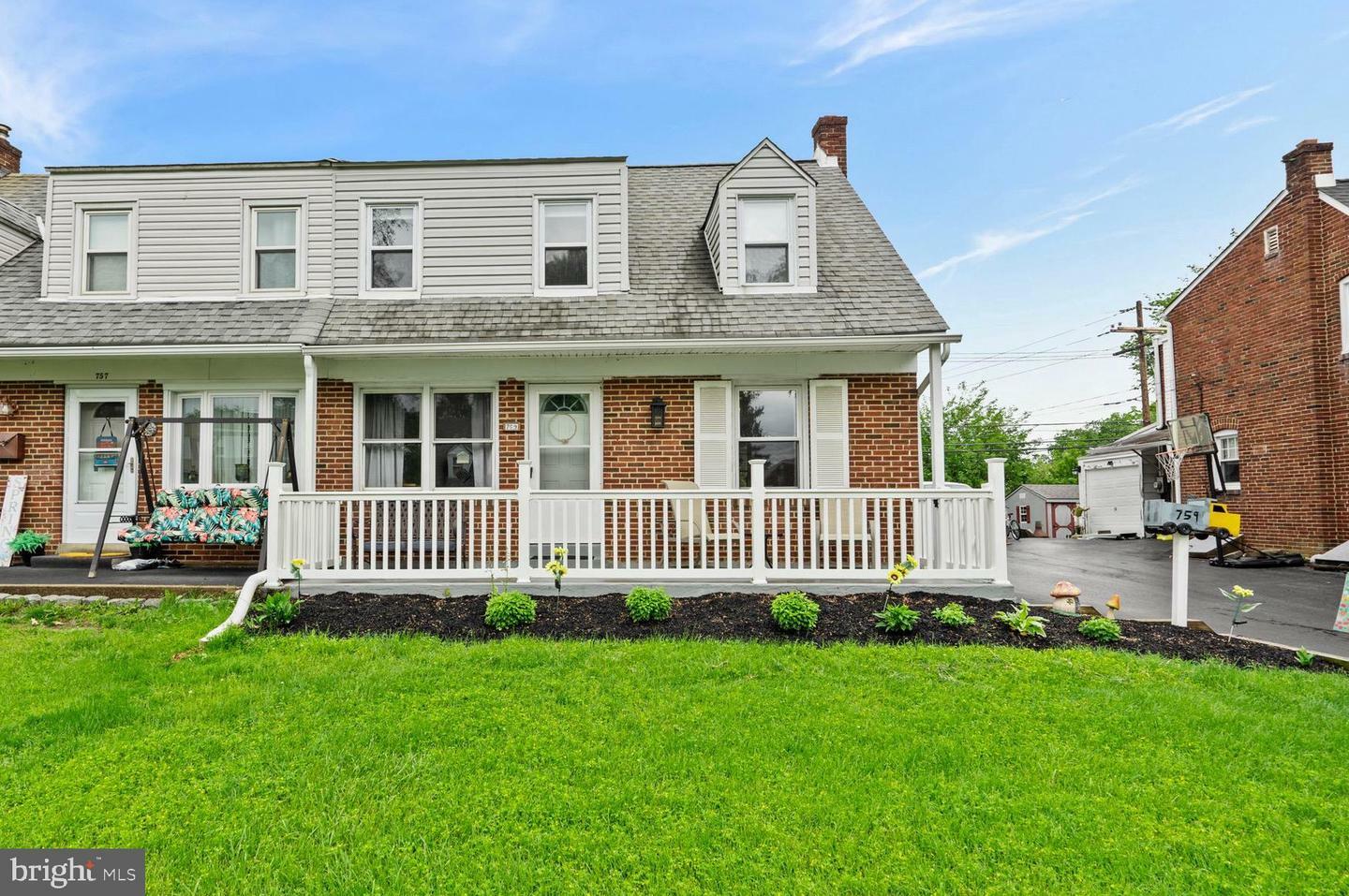 Property Photo: 759 Braxton Road PA 19078